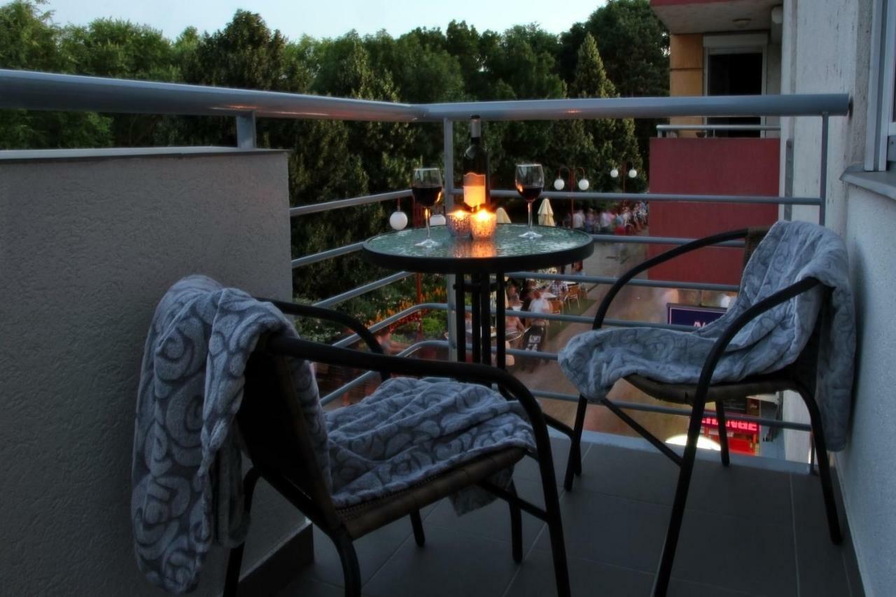 Aqua City Apartman Hajdúszoboszló 外观 照片